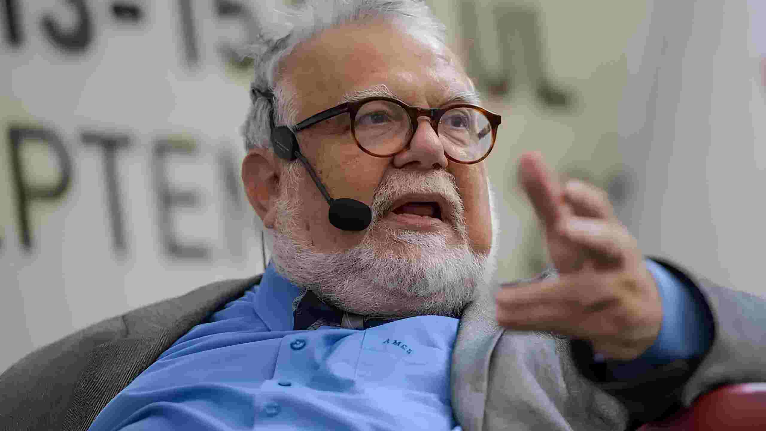 Şengör: “Aslında Ay’a Amerikalılar Değil, Almanlar Gitti!…”