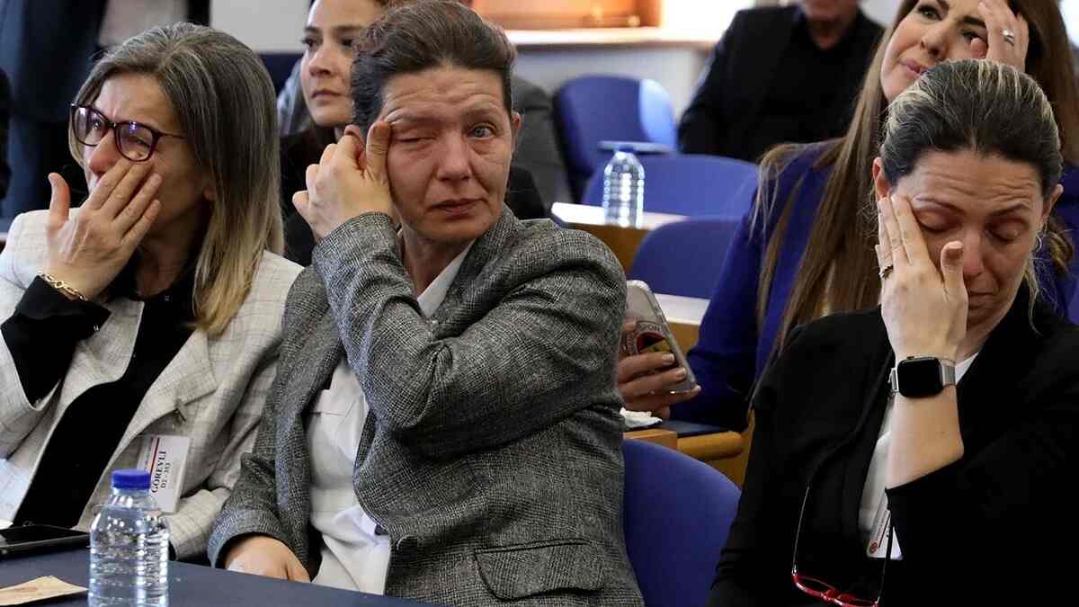 YER GRAND KARTAL: “VALİ BEY ÜZÜLÜYOR, BURADA AĞLAMA!…”