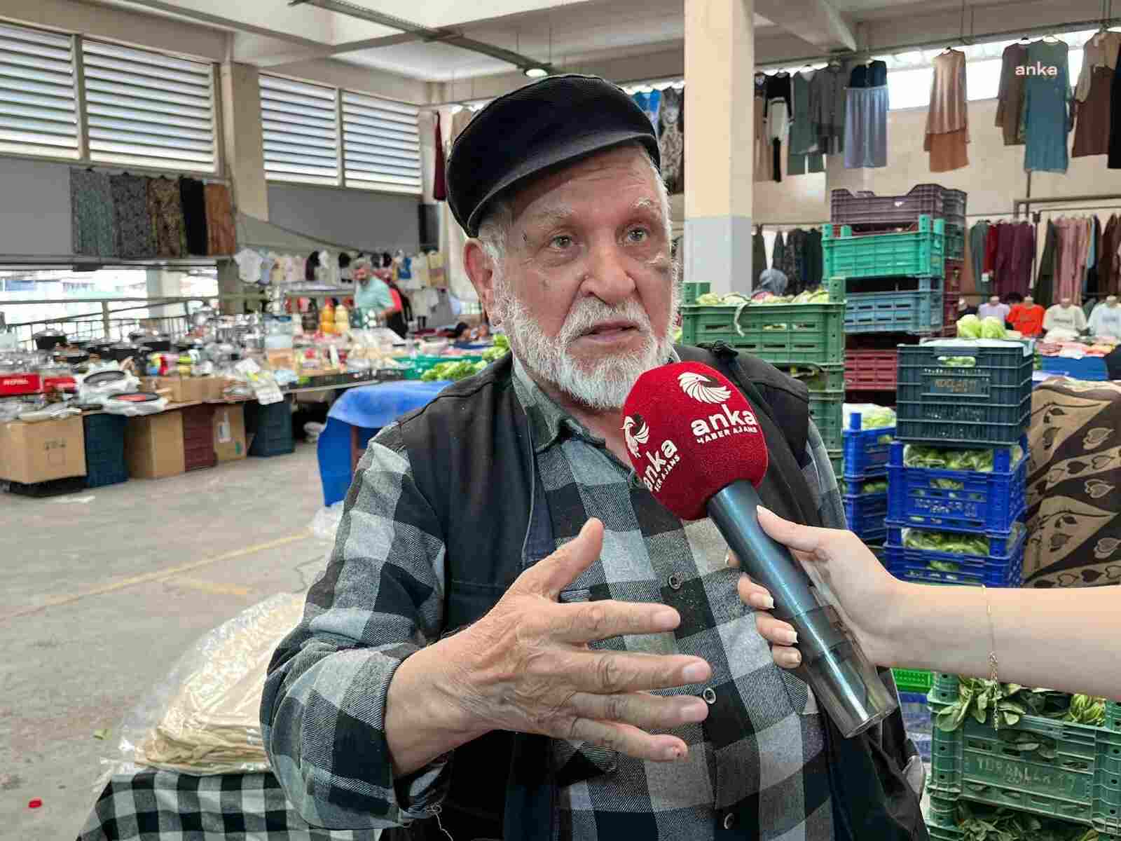 İZMİR’DE ESNAF DERTLİ, HALK İSYANDA: “83 YAŞINDAYIM, ÇALIŞMAK ZORUNDAYIM…”