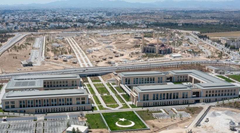 KUZEY KIBRIS’TA 5.5 MİLYAR LİRA’YA MAL OLAN CUMHURBAŞKANLIĞI YERLEŞKESİ AÇILDI…