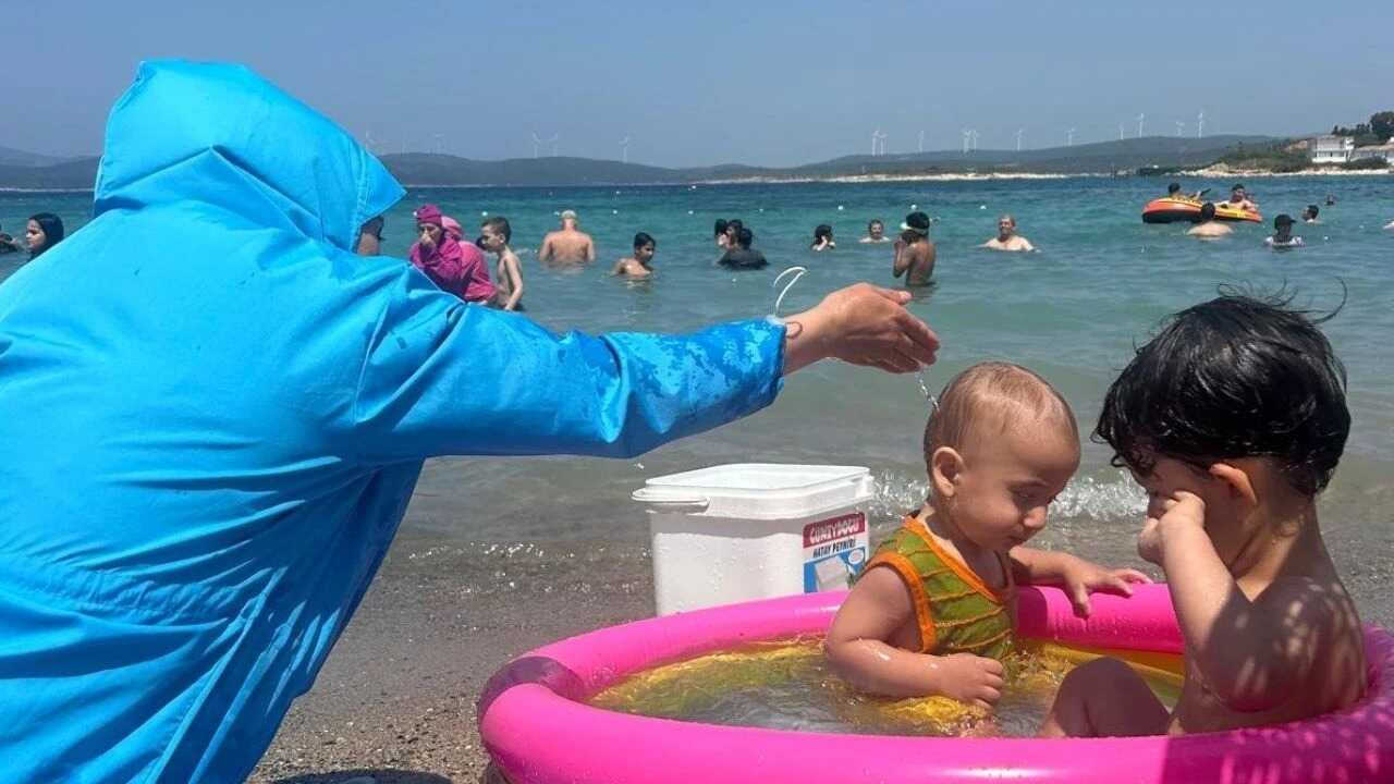 İZMİR BÜYÜKŞEHİR’DEN, KADIN VE ÇOCUKLAR İÇİN ÜCRETSİZ: “DENİZE ULAŞAMAYAN KALMASIN” KAMPANYASI…