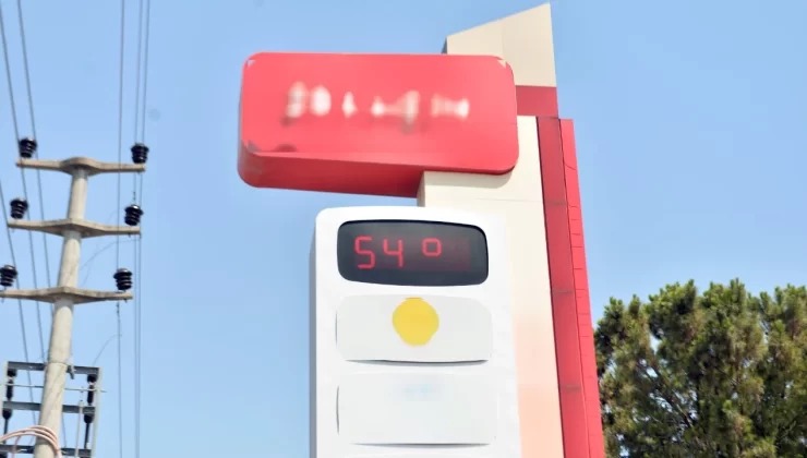 ADANA DA SON 50 YILIN SICAKLIK REKORU KIRILDI, TERMOMETRELER 54 DERECEYİ GÖRDÜ!…