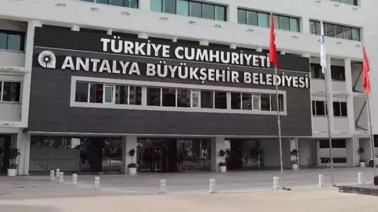 ANTALYA BÜYÜKŞEHİR BELEDİYESİNE 4. DALGA OPERASYON, 17 KİŞİ GÖZALTINDA…