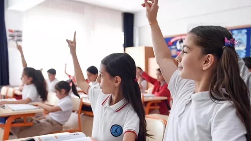 “ÜCRET TALEP EDİLEMEZ DENİLİYOR” ANCAK VELİLERDEN YÜZ BİNLERCE LİRA İSTENİYOR!…