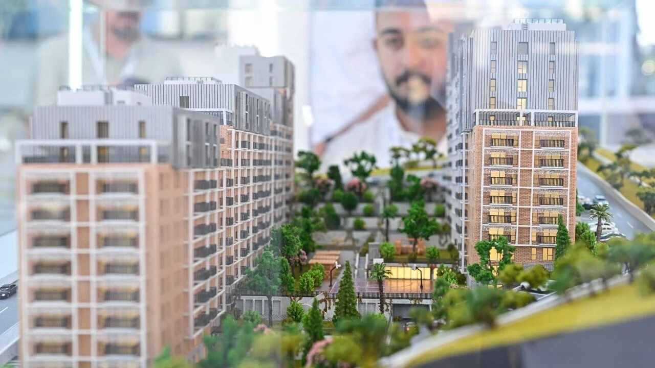 İZMİR BÜYÜKŞEHİR’İN KONUT PROJESİNDE ZİYARETÇİLERE, VR DENEYİMİ…