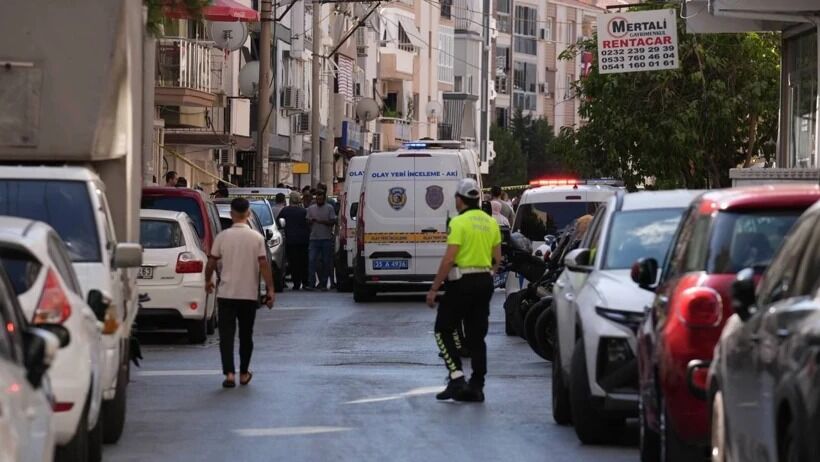 İZMİR’DE POLİS KARAKOLUNA SİLAHLI SALDIRI YAPILDI!, İKİ POLİS ŞEHİT, BİRİ AĞIR OLMAK ÜZERE 6 POLİS YARALANDI…