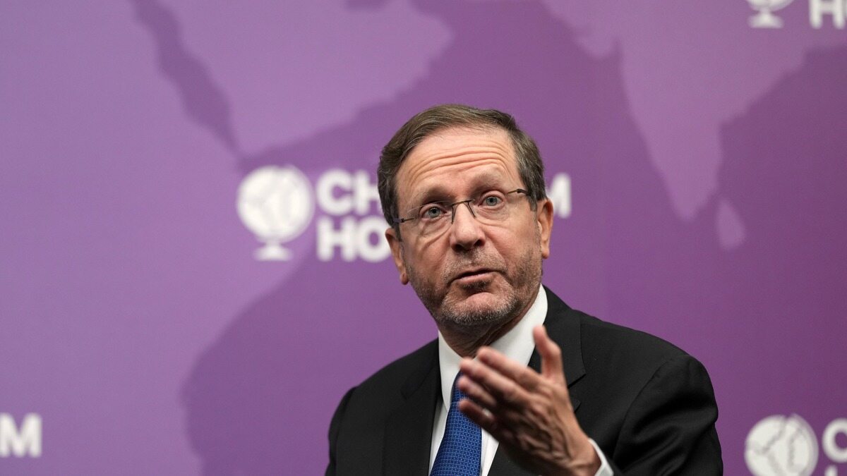 İSRAİL CUMHURBAŞKANINA ŞÜPHELİ PAKET GÖNDERİLDİ, HERZOG ŞOK GEÇİRDİ!…