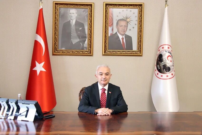 “BİZİM BİR LİDERİMİZ VAR, ONUN ATADIĞI BİR VALİYİM…