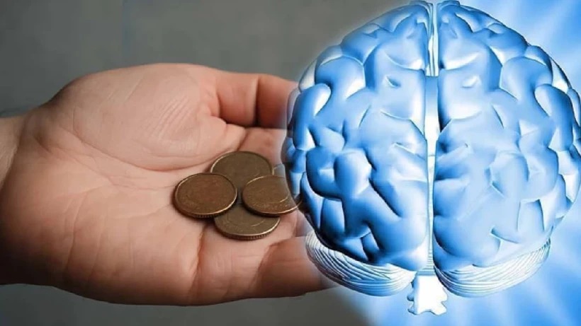 PARASIZLIK BEYİN GÜCÜNÜ TÜKETİYOR, BEYNİ BİTİRİYOR!…