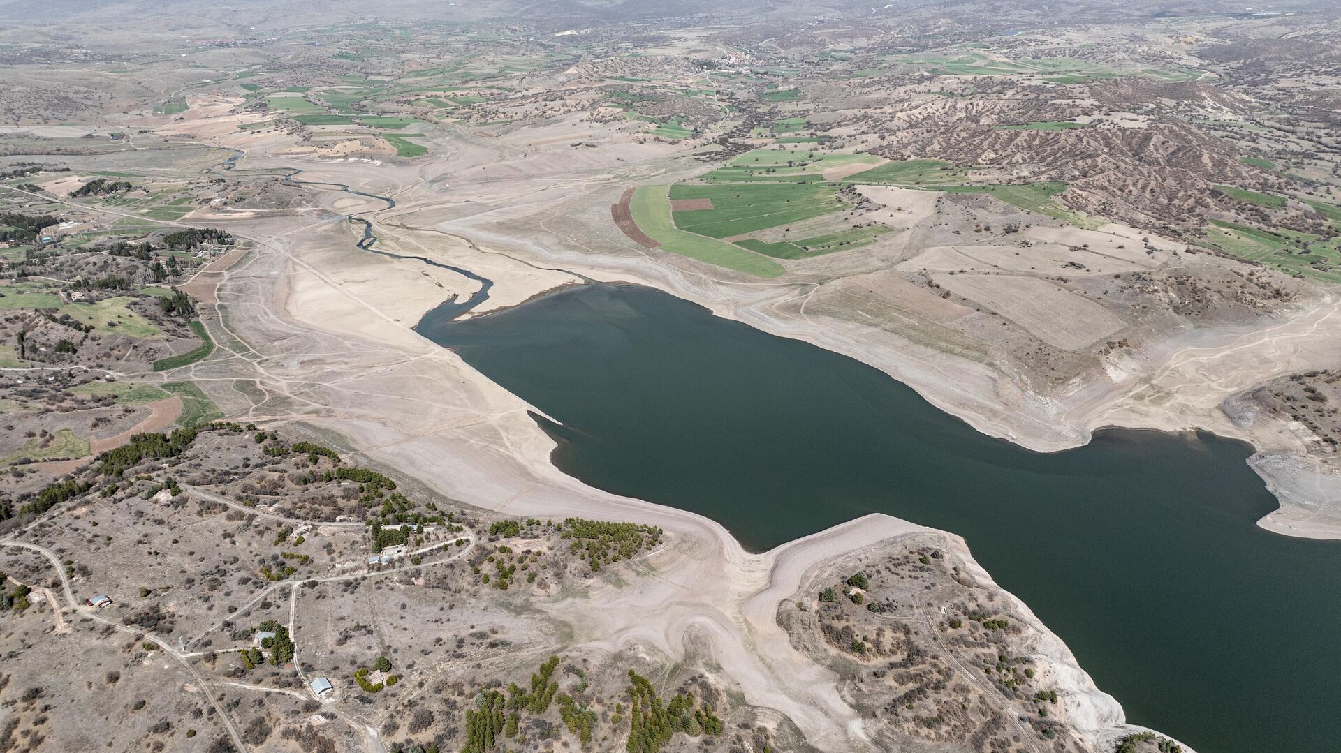 ANKARA’DA BARAJ REZERVLERİ, ENDİŞE VERİCİ SEVİYELERE GERİLEDİ!…