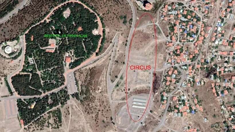 KAYSERİ’DE ÇÖPLÜKTEN 2 BİN YILLIK ROMA HİPODROMU ÇIKTI!…