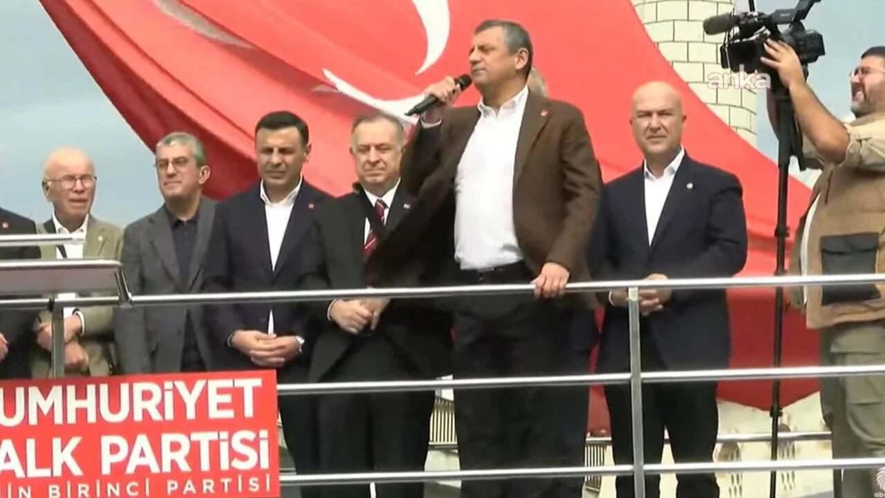 ÖZEL: “İNGİLİZLERLE ÇALIŞMAYA BİZ DEĞİL AKP’LİLER ALIŞIKTIR…”