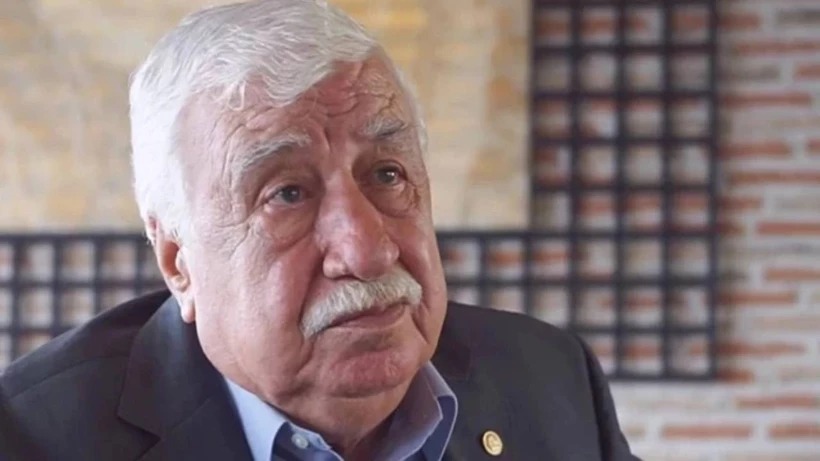 USTA TİYATROCU AHMET GÜLHAN YAŞAMA VEDA ETTİ…