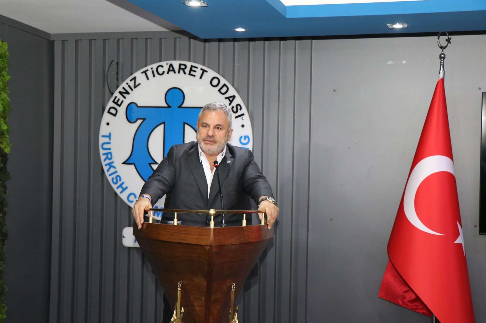 ŞİMŞEK: “ALİAĞA NET TON’DA LİDER KONUMUNU SÜRDÜRMEKTEDİR…”