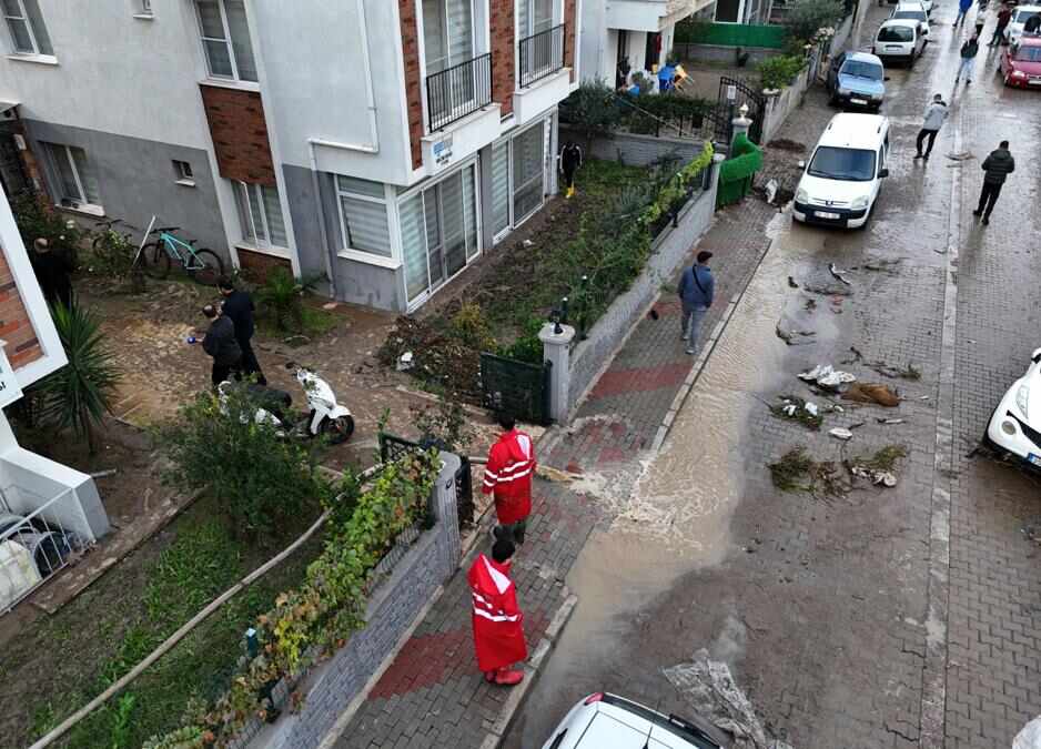 İZMİR VALİLİĞİNDEN BERGAMA VE DİKİLİ İÇİN UYARI!…