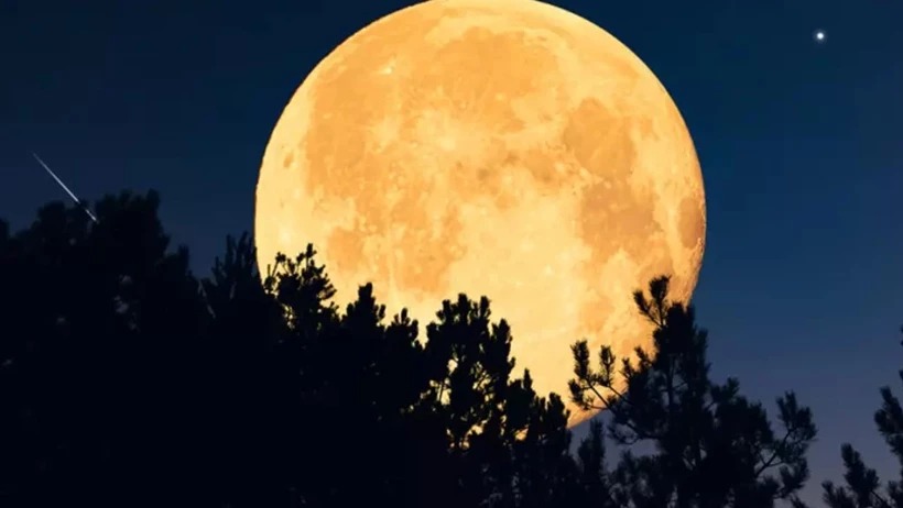 YILIN SON SÜPER AYI BU GECE…