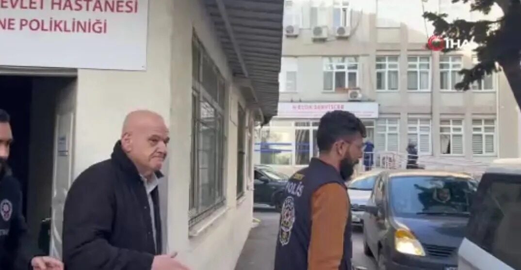 BAHİS SKANDALINDA YENİ DALGA!..ESKİ HAKEM, YORUMCU AHMET ÇAKAR GÖZALTINDA!…