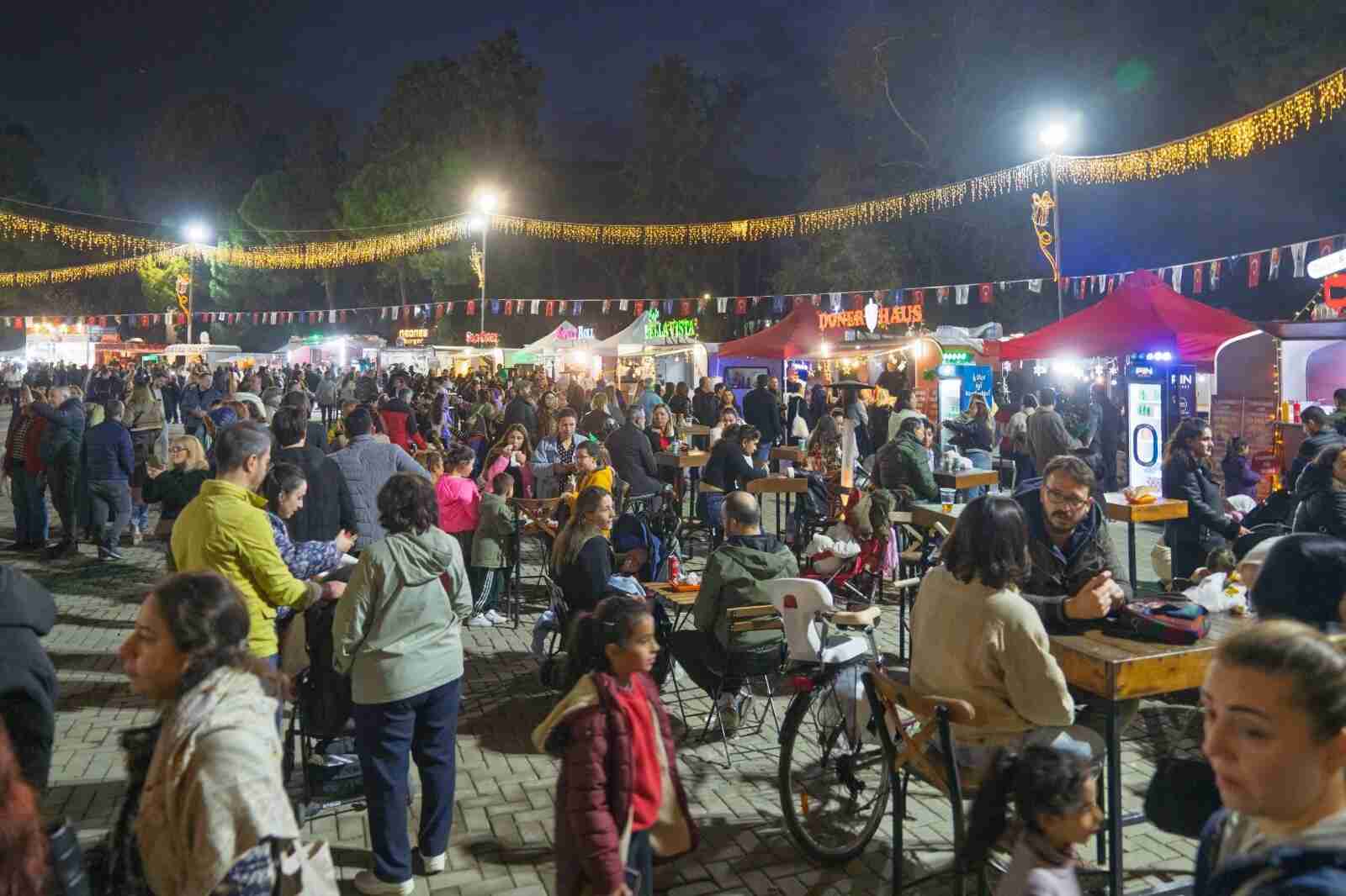 BÜYÜKŞEHİR’İN YENİ YIL FESTİVALİ YİNE KÜLTÜRPARK’TA…