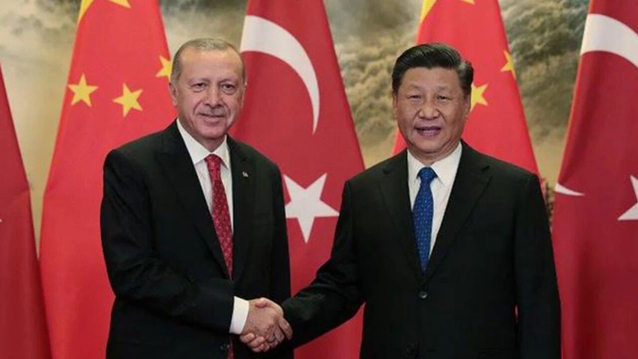 TÜRKİYE, 2 OCAK’TAN İTİBAREN, ÇİN HALK CUMHURİYETİ VATANDAŞLARINA TURİSTİK VİZE MUAFİYETİ SAĞLAYACAK…