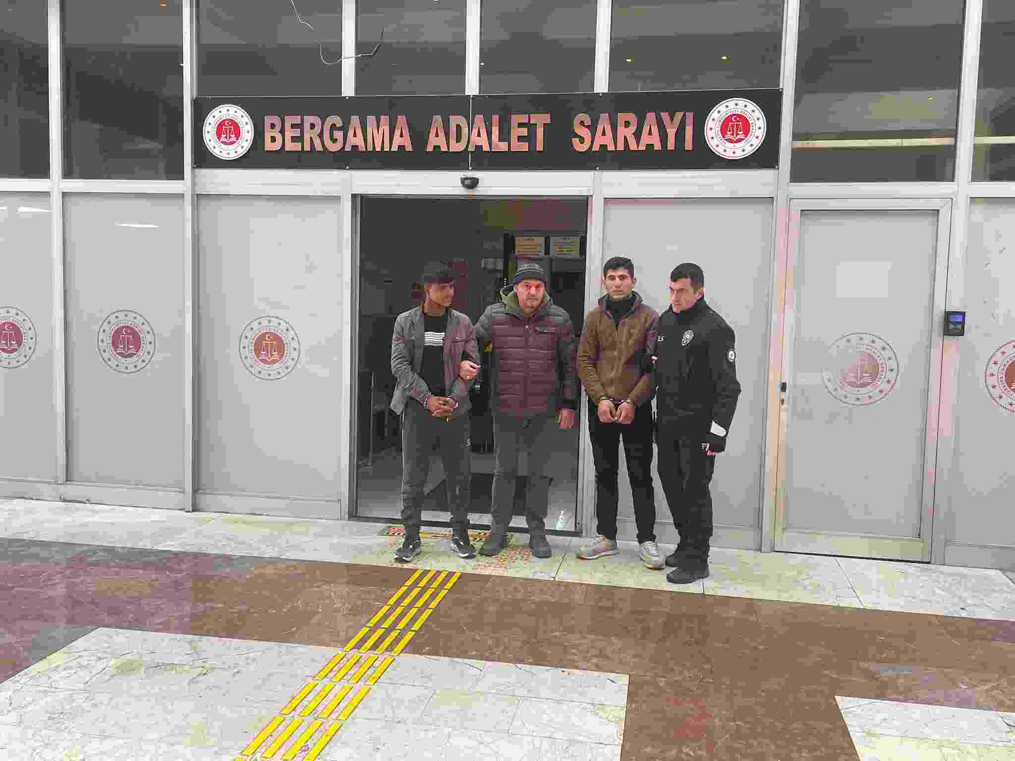 ŞANTİYE’DEN KABLO ÇALDILAR, SUÇÜSTÜ YAKALANDILAR…