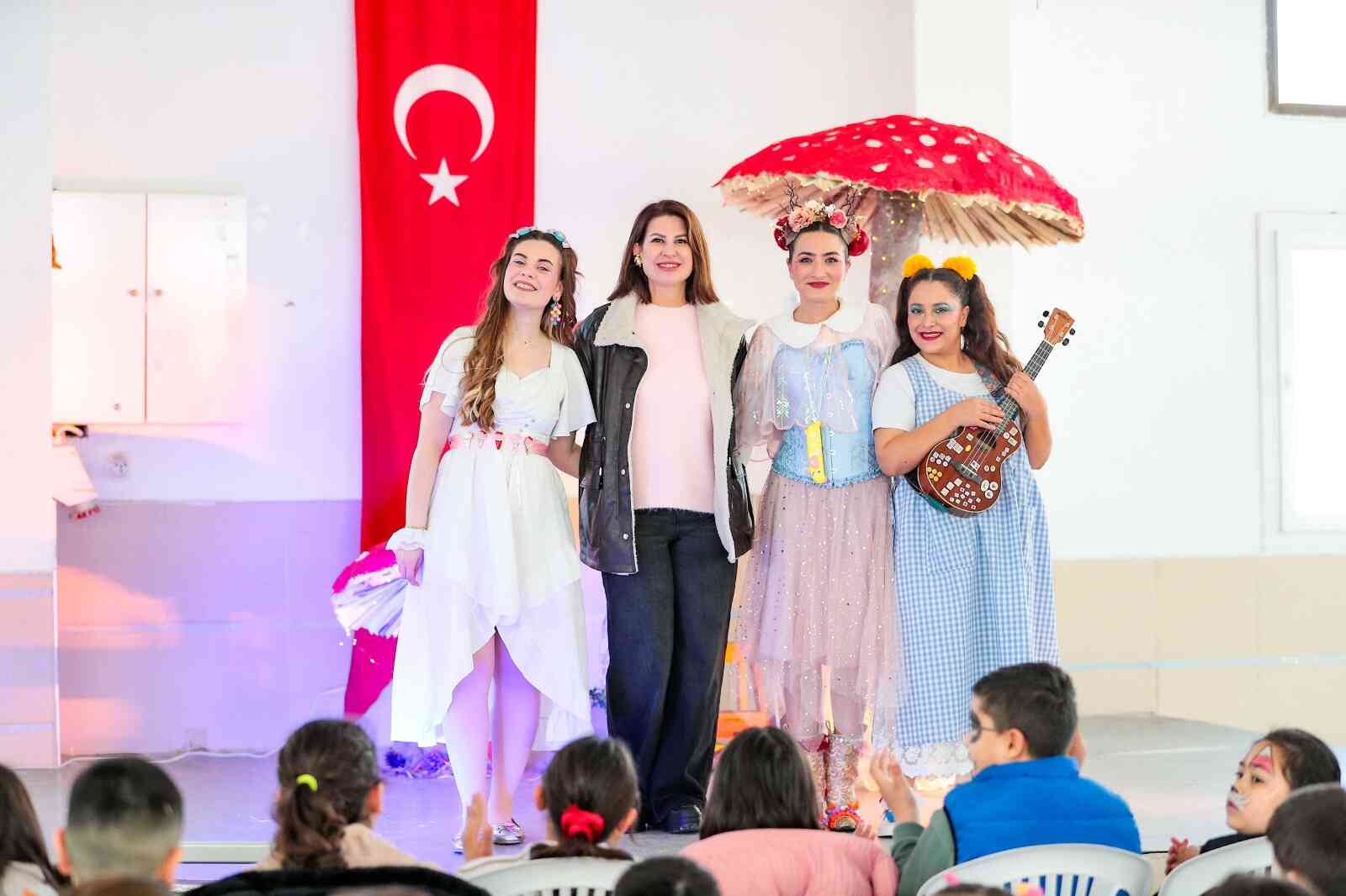 Birlikte Parlayalım Minik İzleyicileriyle Buluşuyor…