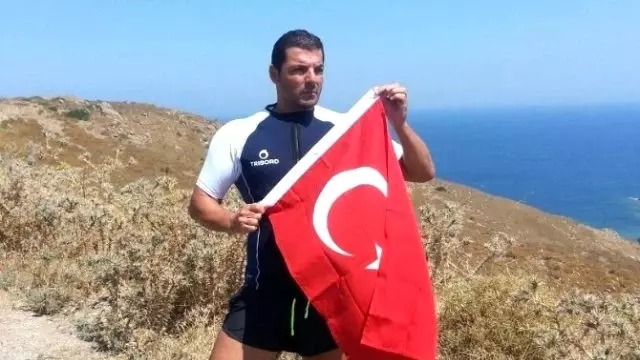 Sunaçoğlu’ndan Sert Çıkış!: “Türk Bayrağı Namustur, Kırmızı Çizgimizdir!…”