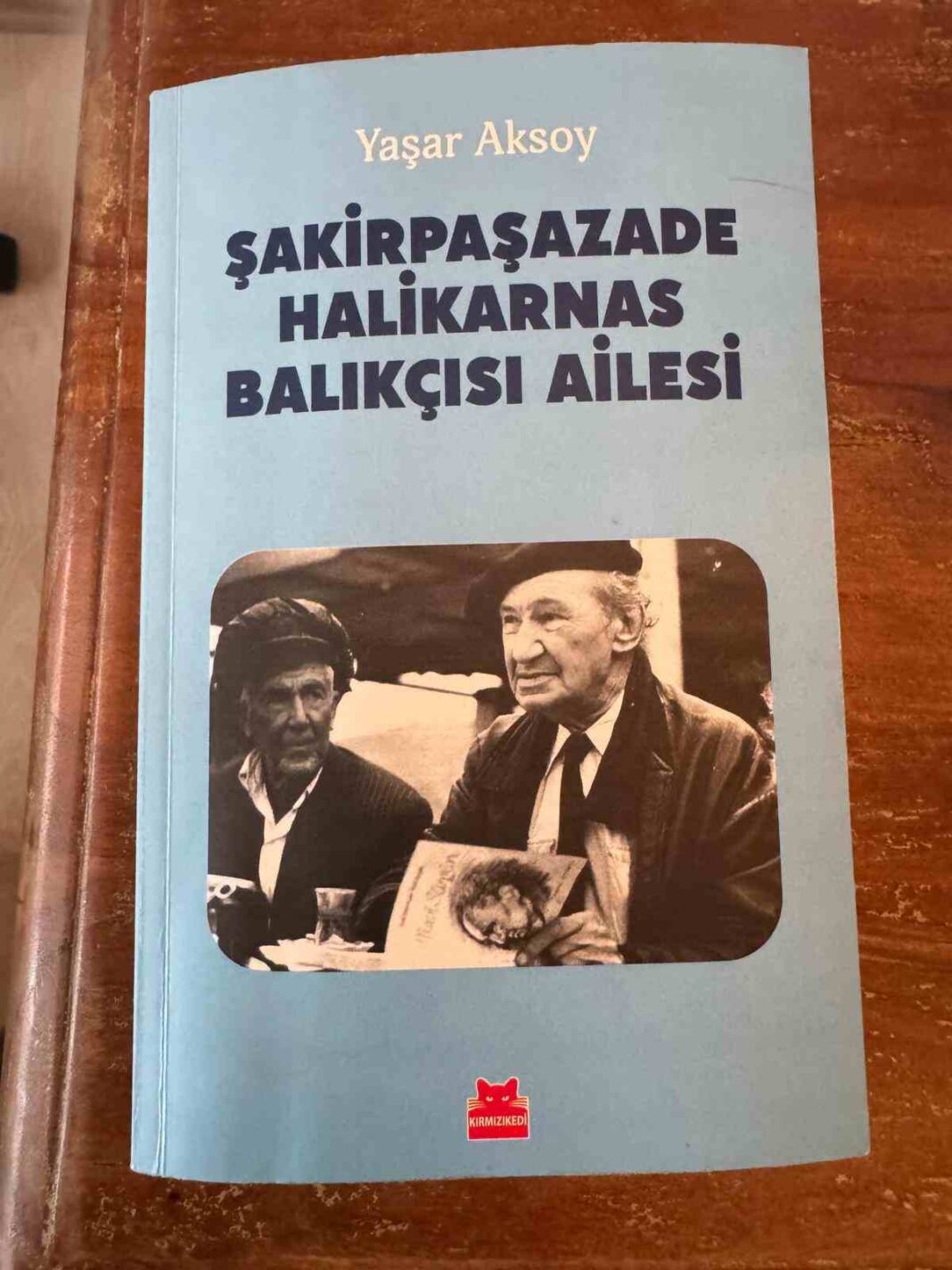 HALUK ŞAHİN: “BİR GÜN KASABAYA BİR YABANCI GELİR…”
